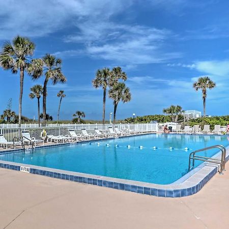 Oceanfront Cocoa Beach Condo With View Walk To Pier 외부 사진