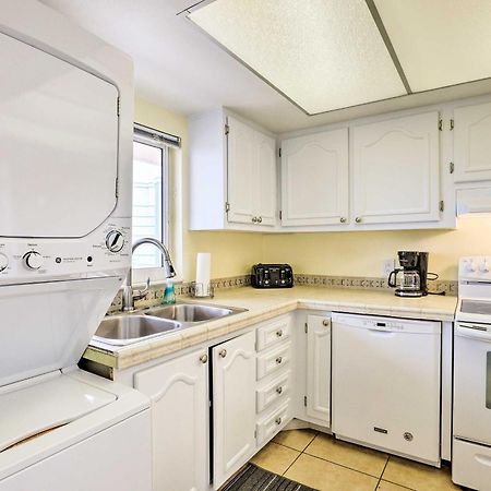 Oceanfront Cocoa Beach Condo With View Walk To Pier 외부 사진