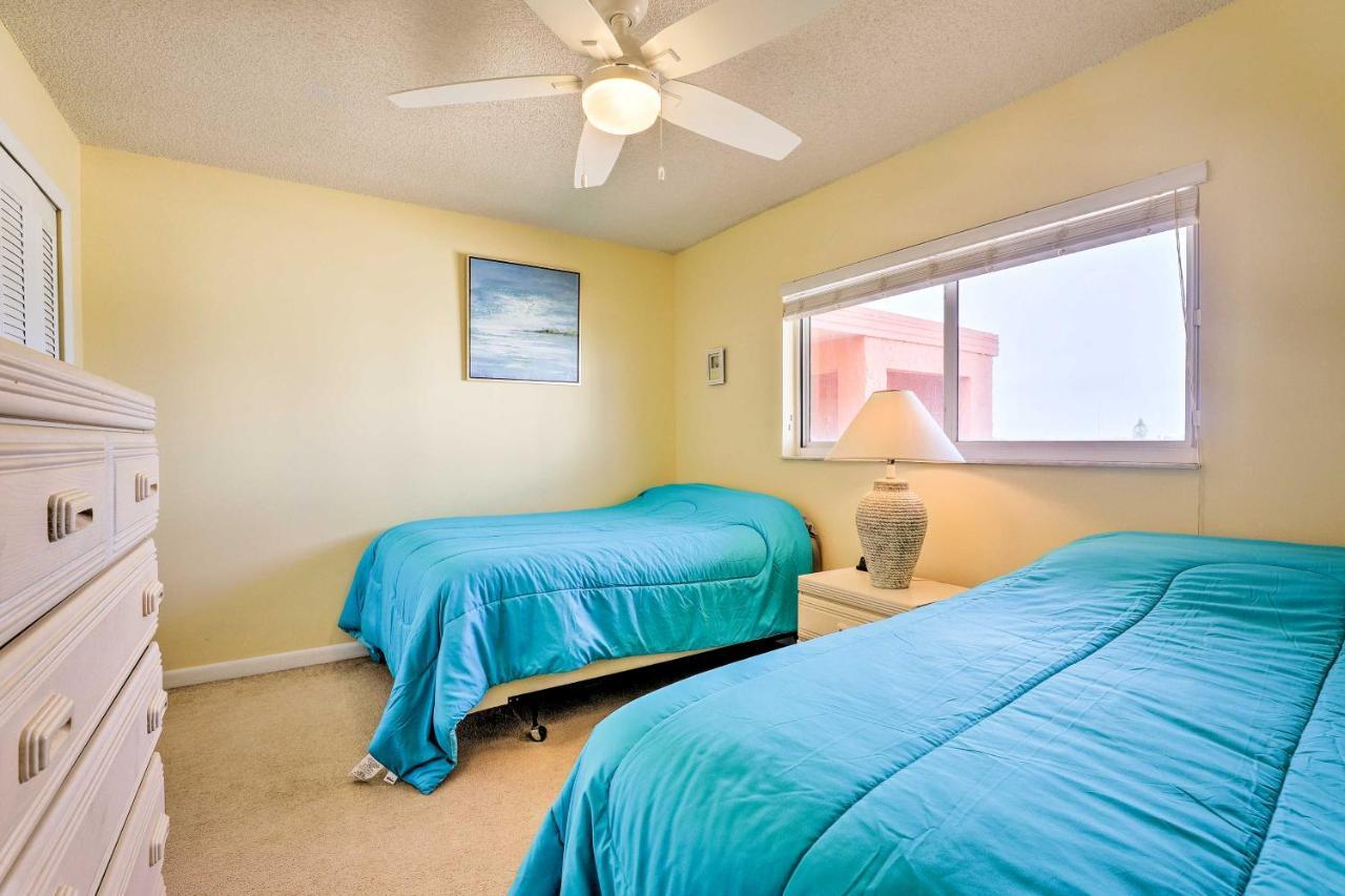 Oceanfront Cocoa Beach Condo With View Walk To Pier 외부 사진