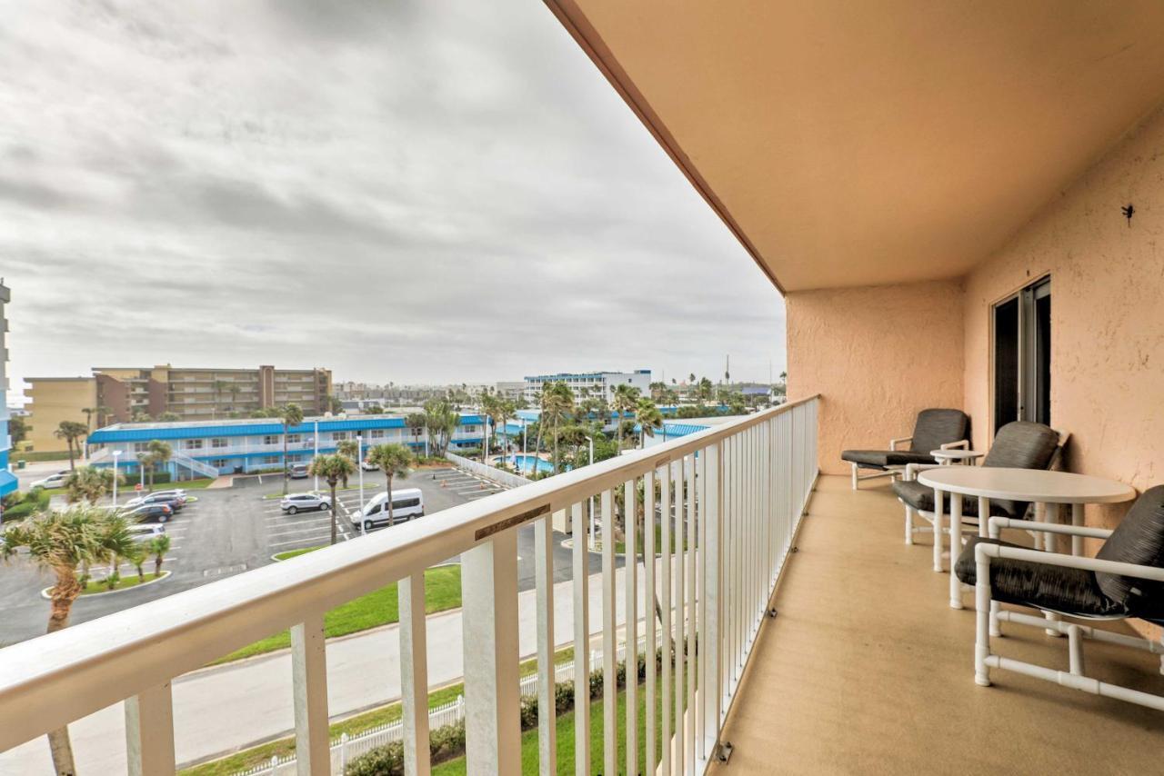 Oceanfront Cocoa Beach Condo With View Walk To Pier 외부 사진